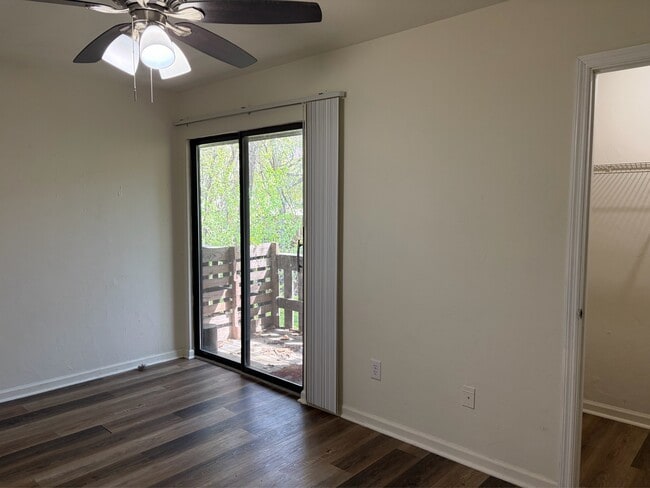 Building Photo - 1812 W Tharpe St