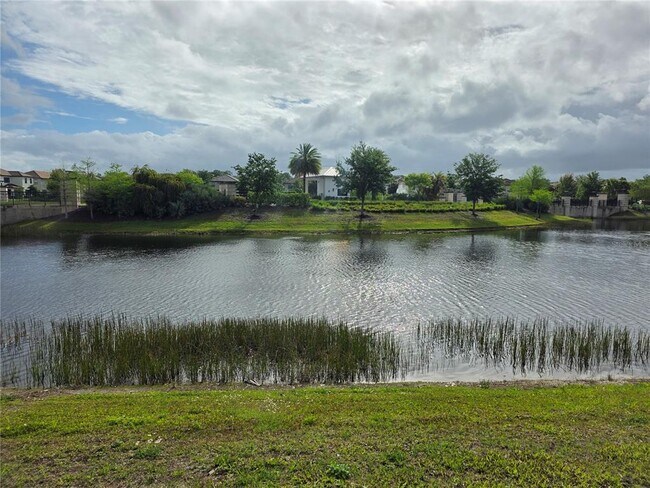 Building Photo - 2372 Shadowland Lp