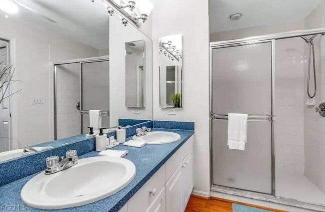 Building Photo - 915 SW 1st Terrace