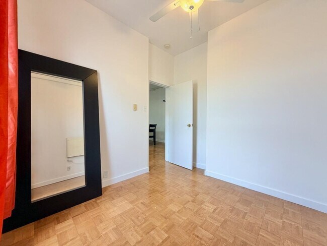 Building Photo - 514 Monastery Pl