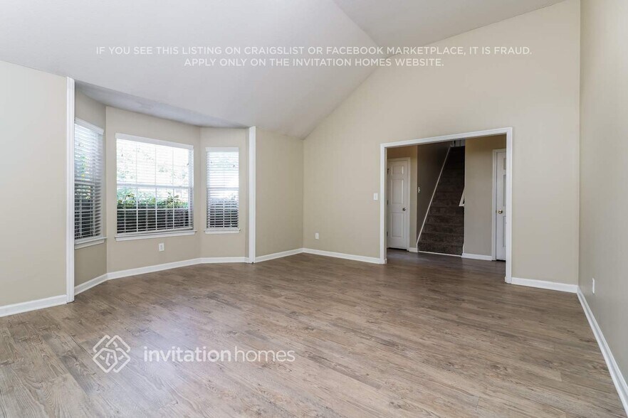 Building Photo - 5725 Crystal Springs Way