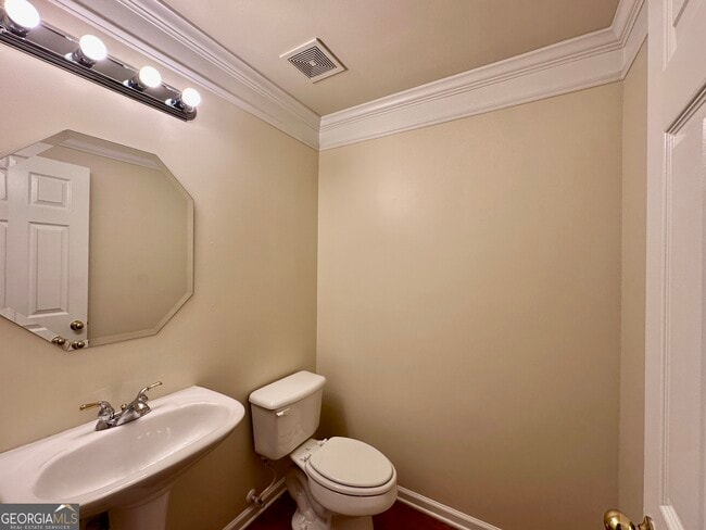 Building Photo - 1711 Highlands View Dr