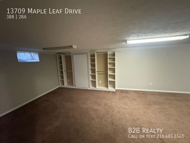 Building Photo - 13709 Maple Leaf Dr