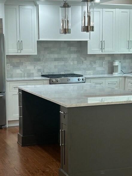 Building Photo - 1986 Willeo Creek Point