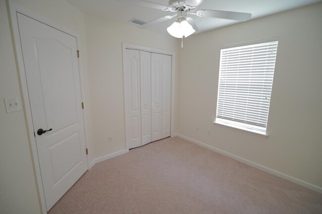 Building Photo - 9329 Tuscany Dr