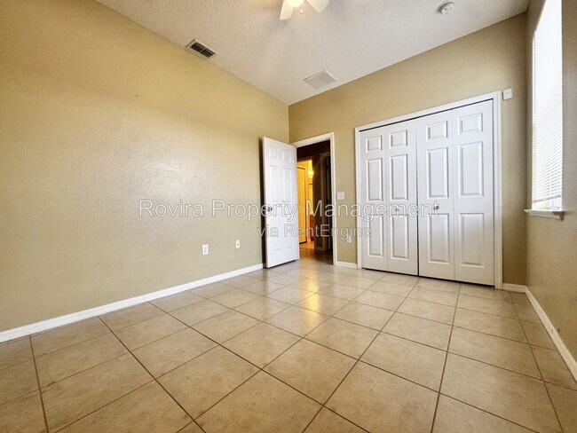 Building Photo - 806 Palermo Ct