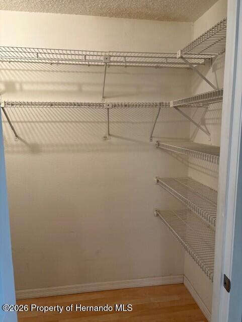 Building Photo - 6165 Chesham Dr