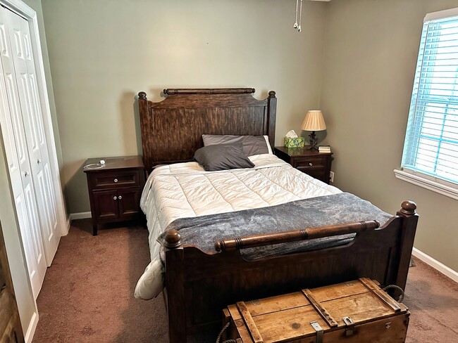 Building Photo - 203 Stockton Ct