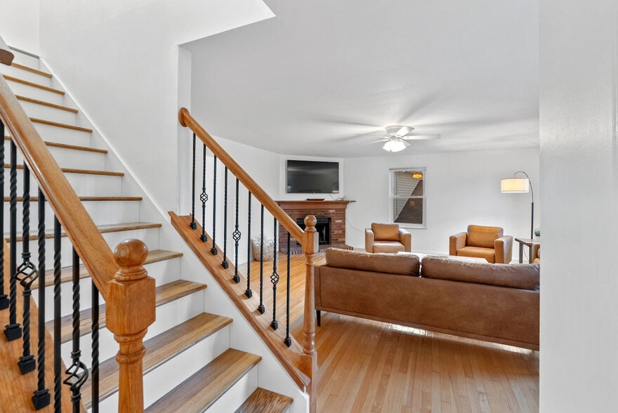 Building Photo - 16401 Baja Ct