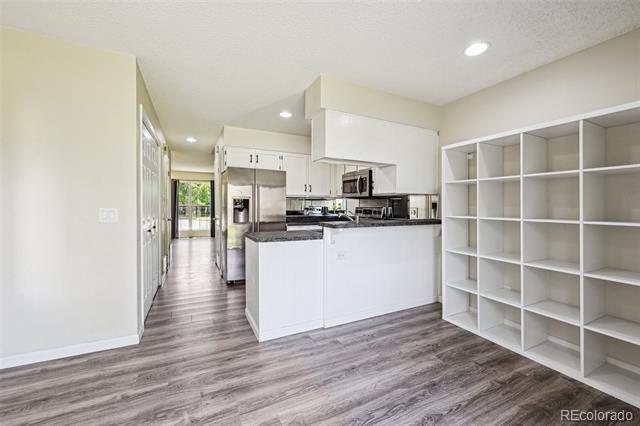 Building Photo - 1732 S Blackhawk Way