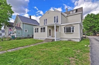 Building Photo - 100 Broad St