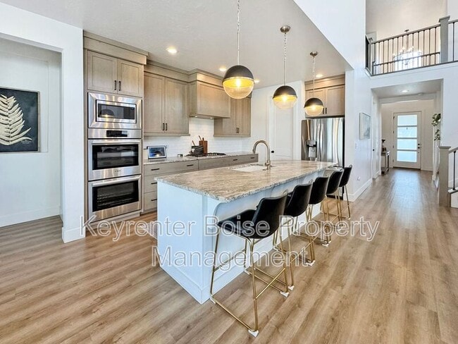 Building Photo - 8168 W Brooks Dr
