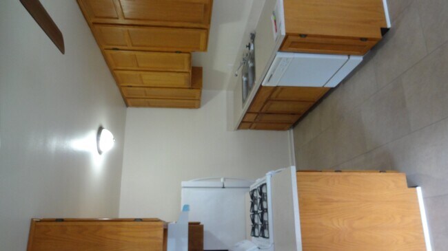 Building Photo - 1350 Fillmore St