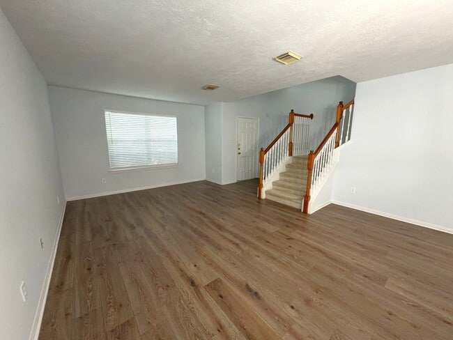 Building Photo - 6519 Gorton Dr