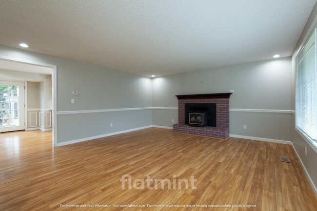 Building Photo - 2508 104th Pl SE