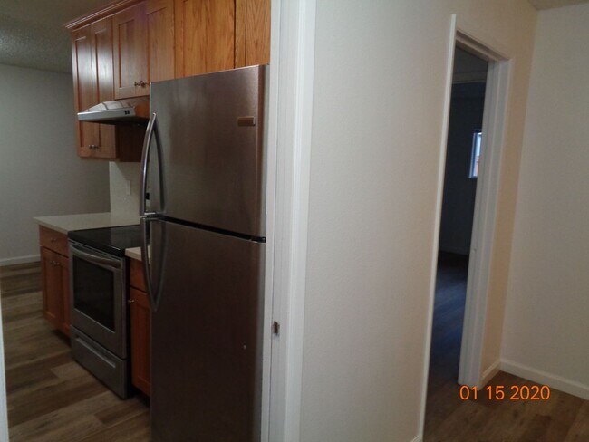 Building Photo - 7101 Avenida Cala