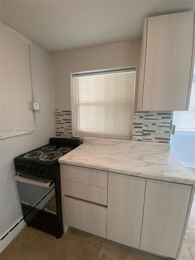 Building Photo - 1 bedroom in Miami FL 33161
