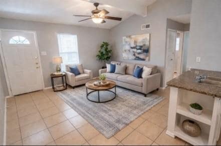 Building Photo - 2913 E 51st St