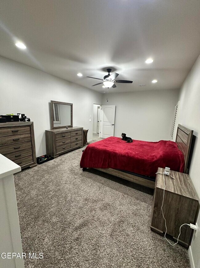 Building Photo - 10729 Deion Sanders Dr