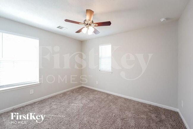 Building Photo - 18715 White Barnwood Ct