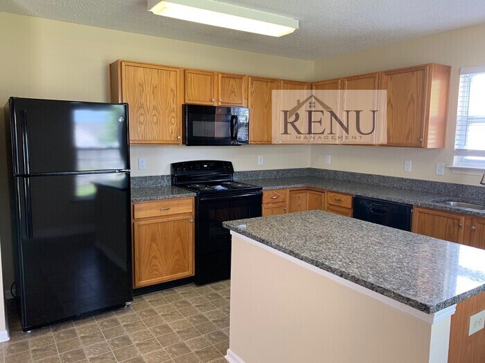 Building Photo - 6728 W Littleton Dr