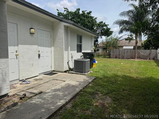 Building Photo - 5335 NW 5th St