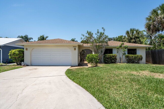 Building Photo - RARELY AVAILABLE!  3BED/2BATH POOL HOME FOR RENT-SARASOTA, FL $2995.00