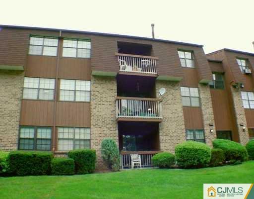 Building Photo - 224 Sierra Ct