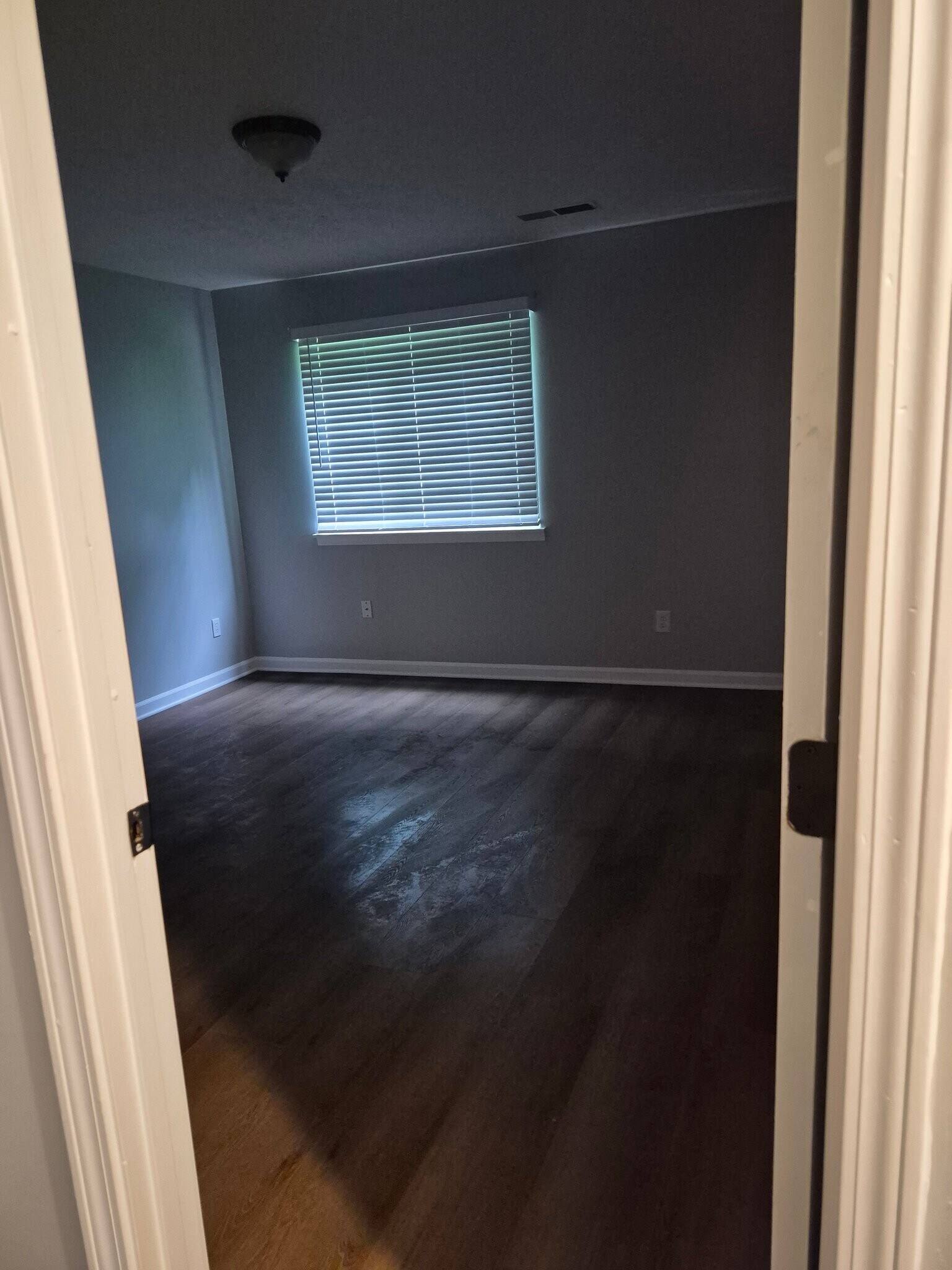 Building Photo - 7043 Hania Dr