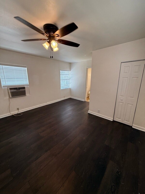 Primary Photo - 1865 29th Ave N