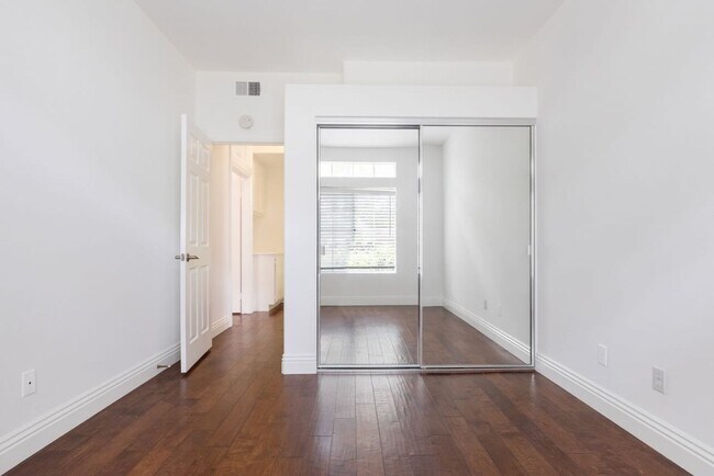 Building Photo - Spacious Laguna Niguel 3 Bed 2 Bath Condo Near Dana Point Harbor