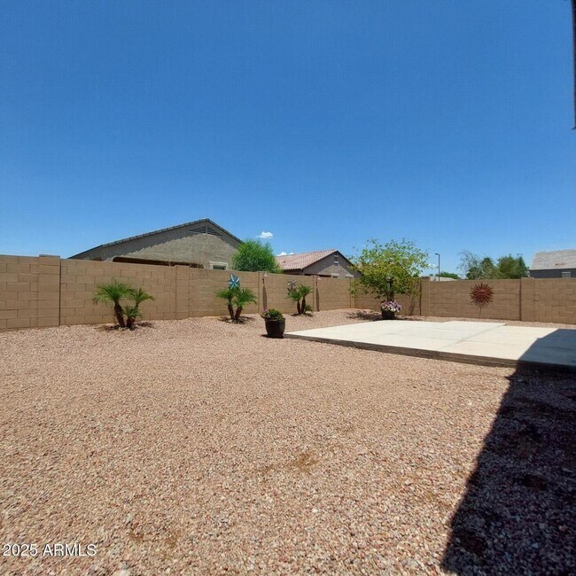 Building Photo - 25322 W Carson Dr