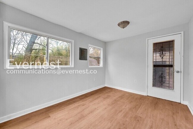 Building Photo - 1737 Grant Ave SW
