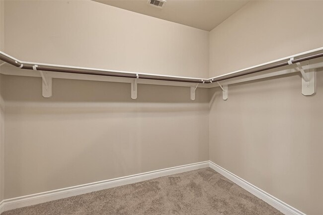 Building Photo - 16810 Whighams Pl