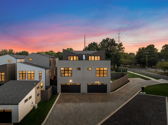 Building Photo - Brand New Townhome in The Heart Of East Nashville