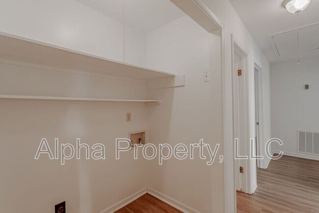 Building Photo - 106 Steeplechase Ct