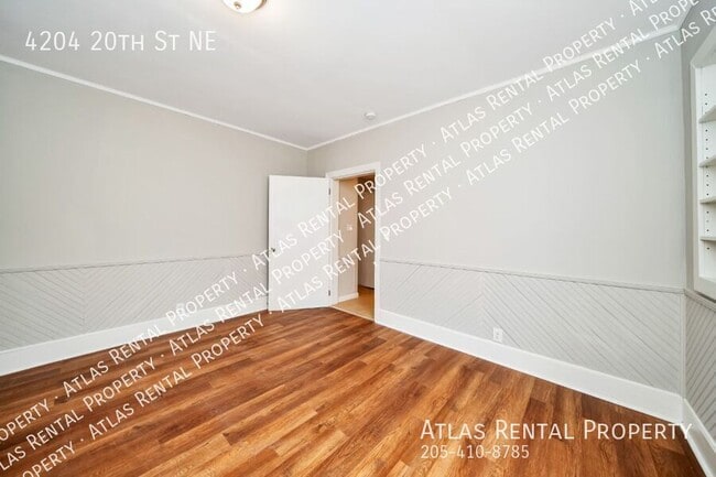Building Photo - 4204 20th St NE