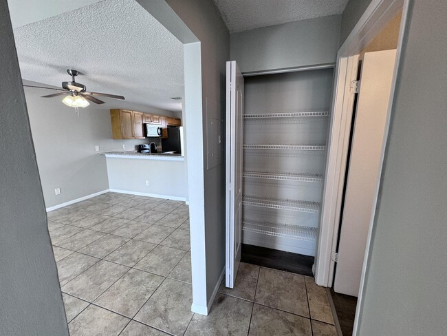 Building Photo - 2544 Woodgate Blvd