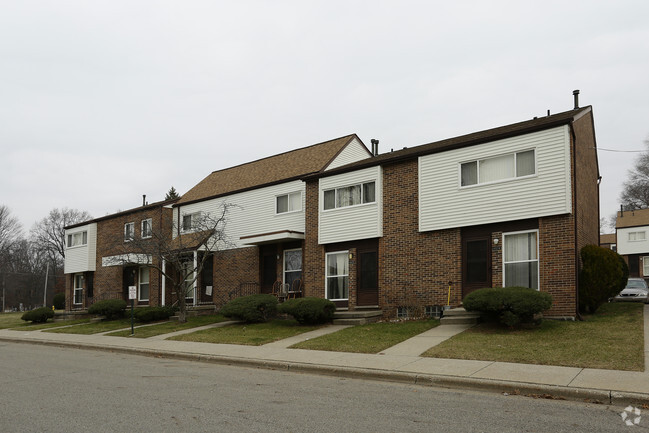 Primary Photo - Countryside Townhomes