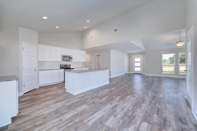 Building Photo - 2105 Valley Forge Cove
