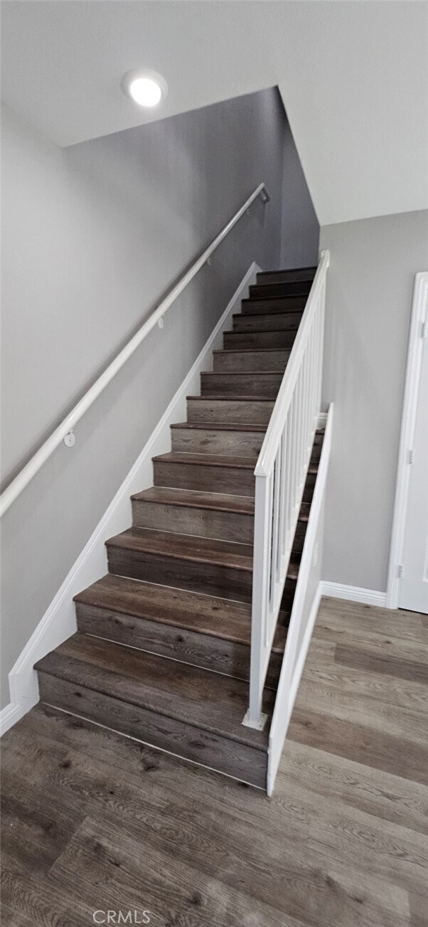 Building Photo - 12308 Valley View Ave