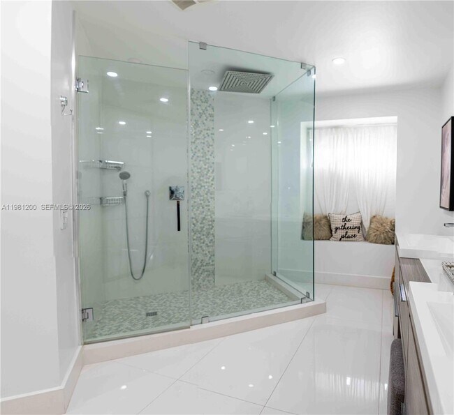 Building Photo - 4957 NW 93rd Doral Pl