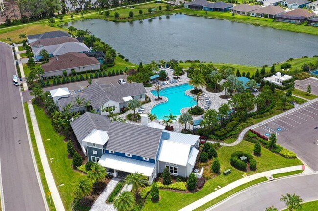 Building Photo - 13845 Old Creek Ct