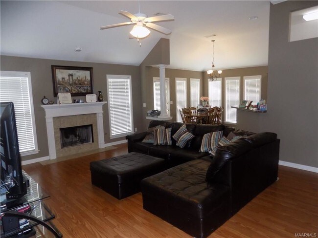 Building Photo - 114 Turnberry Ct