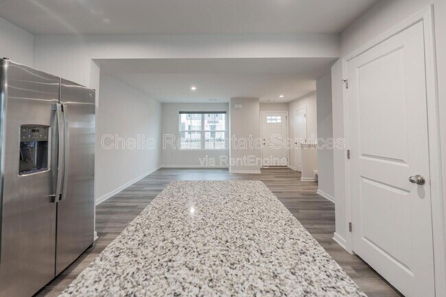 Building Photo - 2935 Winterberry Dr