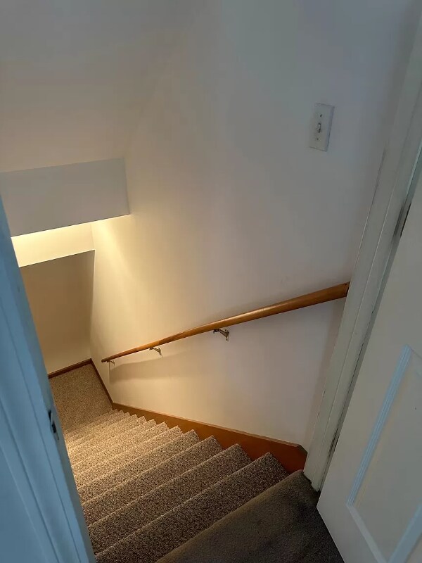 Building Photo - 1807 Mill Pond Dr