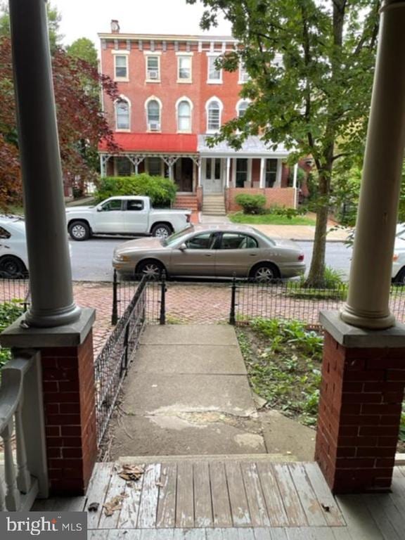 Building Photo - 430 S Walnut St