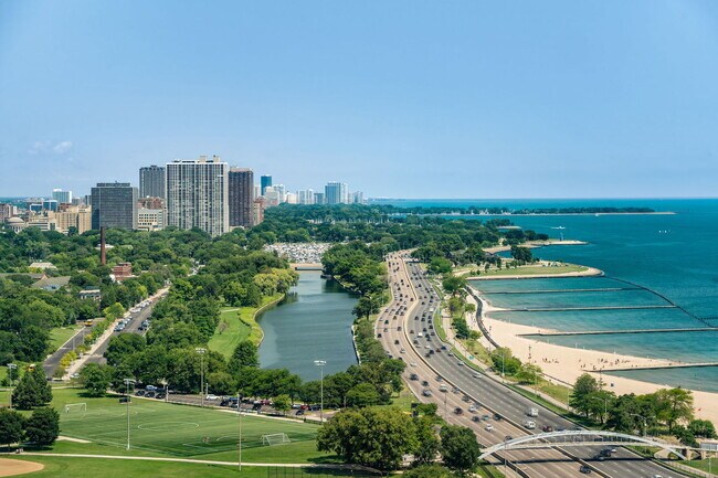 Building Photo - 1550 N Lake Shore Dr