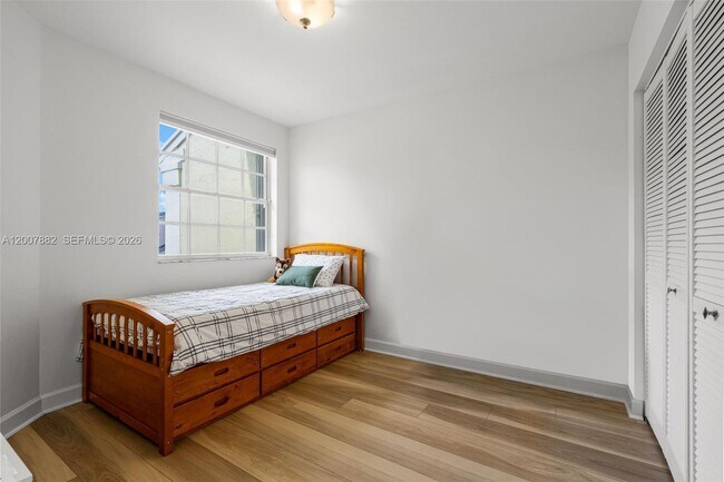 Building Photo - 11845 SW 100th St