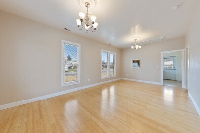 Building Photo - Charming & Updated Home with Garage
